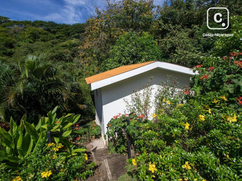 Casa de 3 habitaciones en terreno de 1,433 m² cerca de Playa Yankee, San Juan del Sur