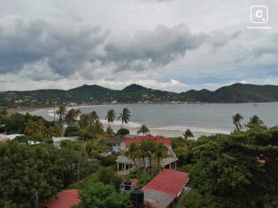 Apartamento de 2 habitaciones frente a la playa en el quinto piso, San Juan del Sur