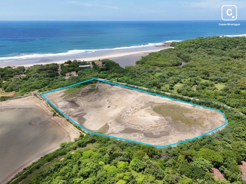 Terreno comercial de 2,000 m² con título en Guasacate, Tola