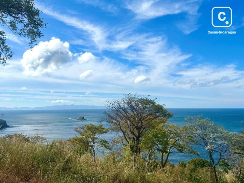 Lot for sale in San Juan del Sur, Rivas – 1,352 m²