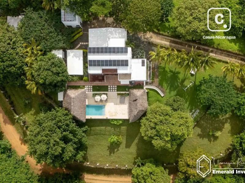House for sale in San Juan del Sur, Rivas – 4 beds, 36,000 m²