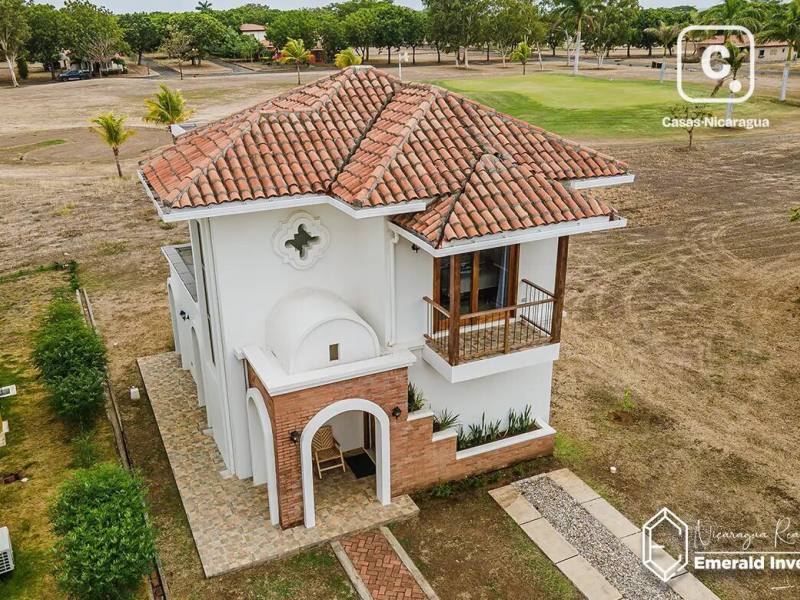 Casa de 3 habitaciones y 185 m² con energía solar en Gran Pacifica