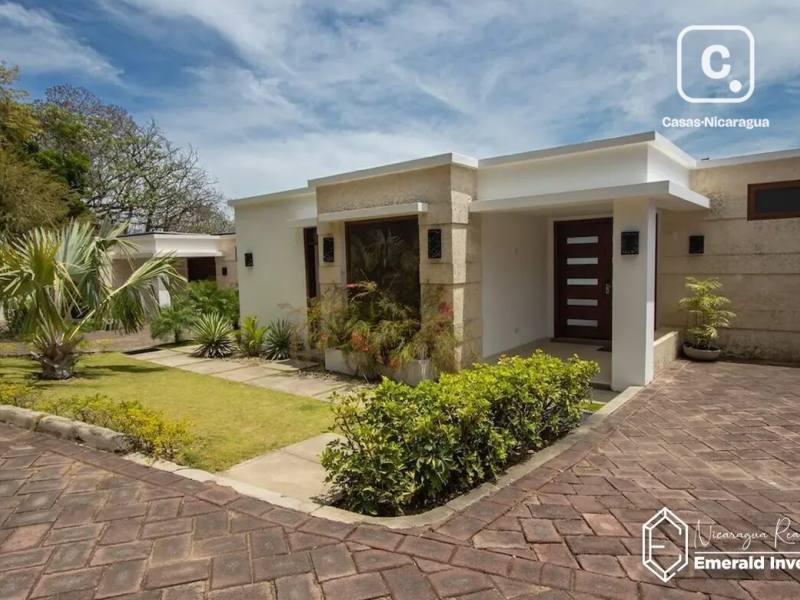 Casa de 3 habitaciones en 713 m² con vista al Pacífico en La Joya, San Juan del Sur