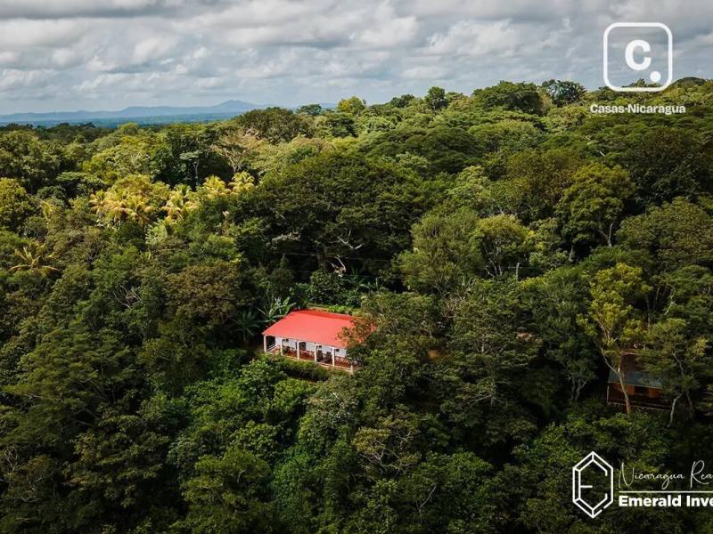 Casa de 1 habitación en 560.62 m² con vista a la Laguna de Apoyo, San Juan de Oriente
