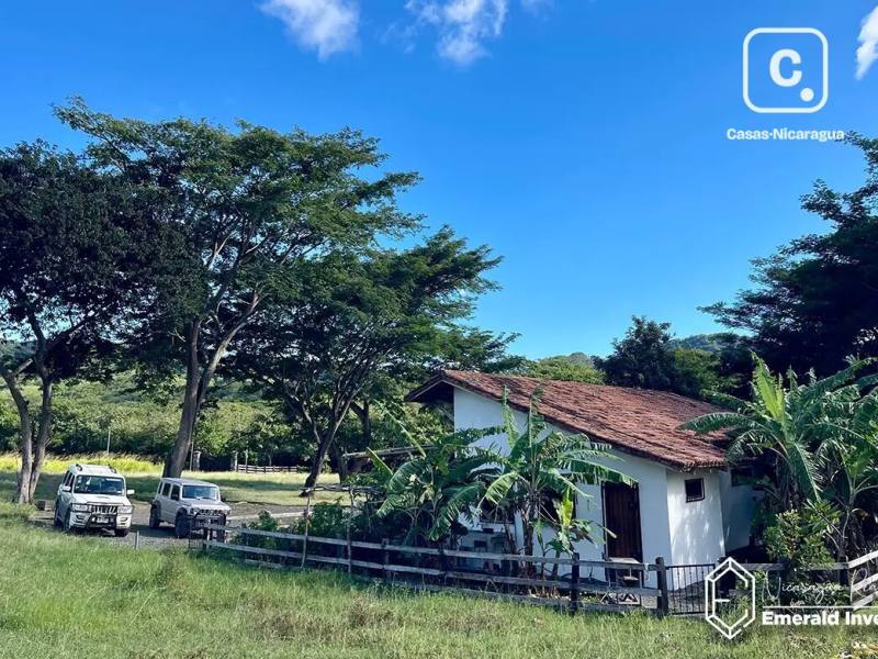 Farm for sale in San Juan del Sur, Rivas – 2 beds, 32,935 m²