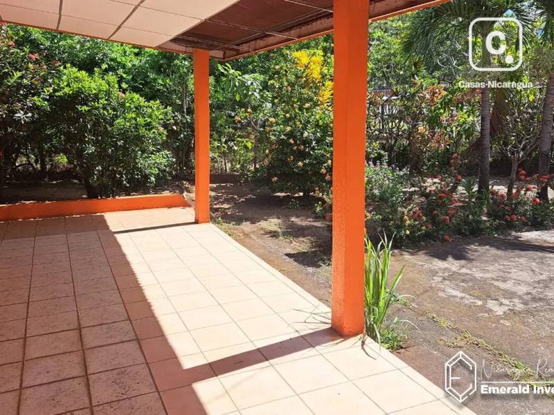 Farm for sale in Granada – 3 beds, 4,327 m²