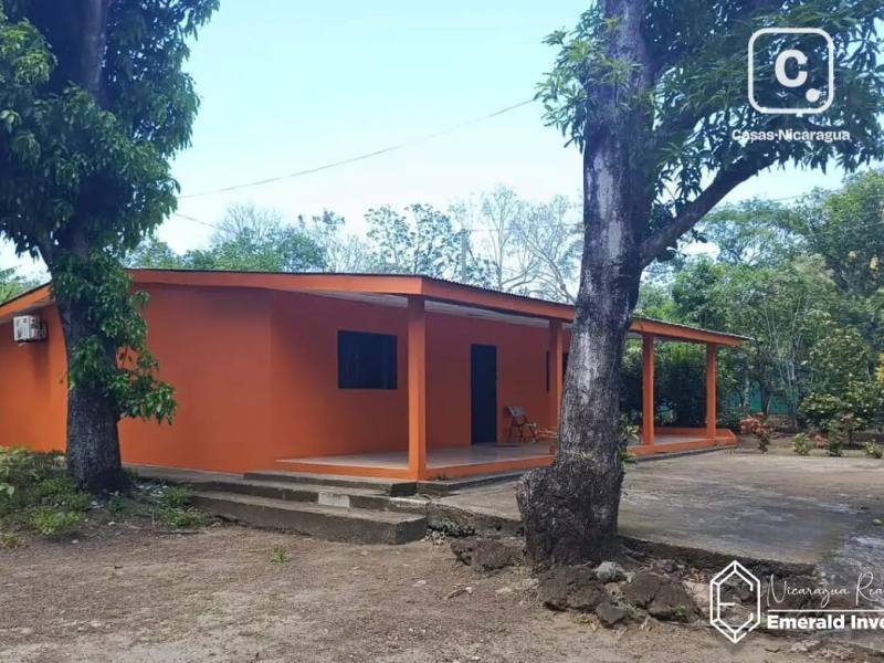 Farm for sale in Granada – 3 beds, 4,327 m²