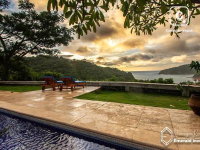 Casa de 3 habitaciones en 2,406 m² con dos lotes en Pacific Marlin, San Juan del Sur