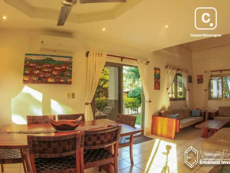 Condominio de 1 habitación en 98 m² en Hacienda Iguana, Tola