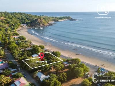 Terreno de 2,082 m² con doble frente a la Costanera y al mar en Playa El Astillero, Tola
