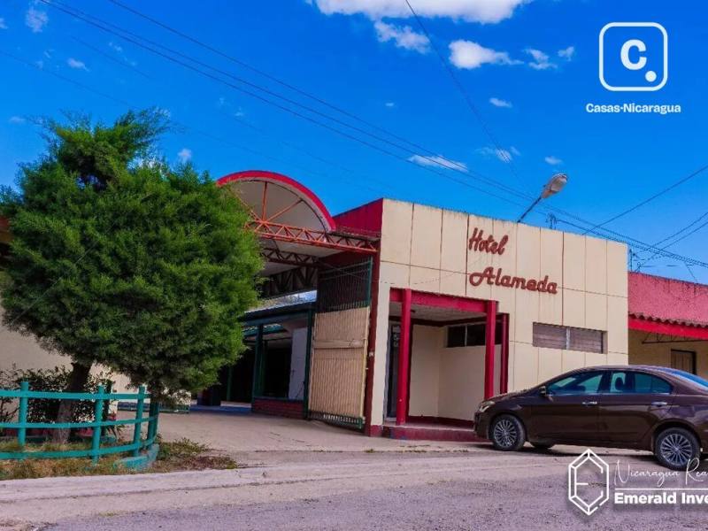 Hotel de 21 habitaciones en 2,305 m² cerca del centro de Estelí