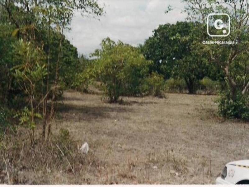 Lot for sale in Las Jaguitas, Managua – 3,494 m²