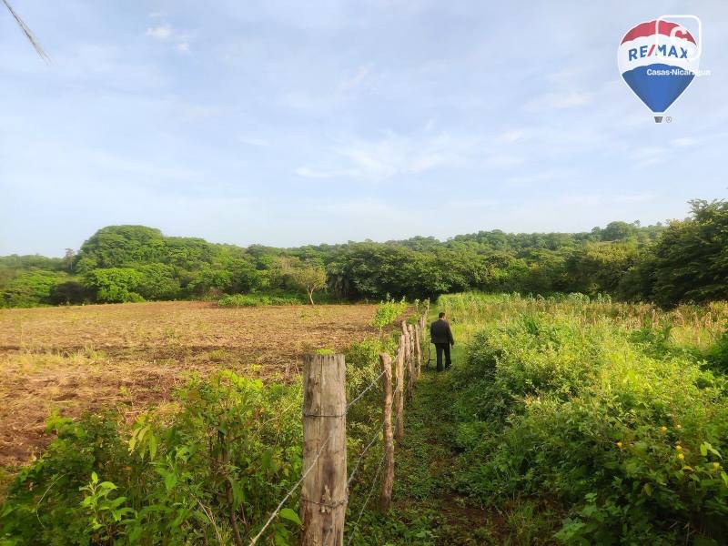 Lot for sale in Managua – 133,802 m²