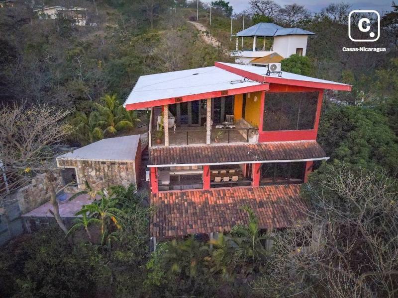 Casa en venta en San Juan del Sur, Rivas – 5 hab, 330 m²