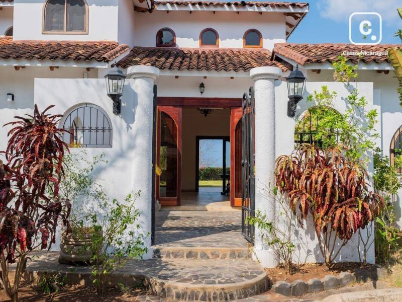 Casa en venta en San Juan del Sur, Rivas – 4 hab, 630 m²