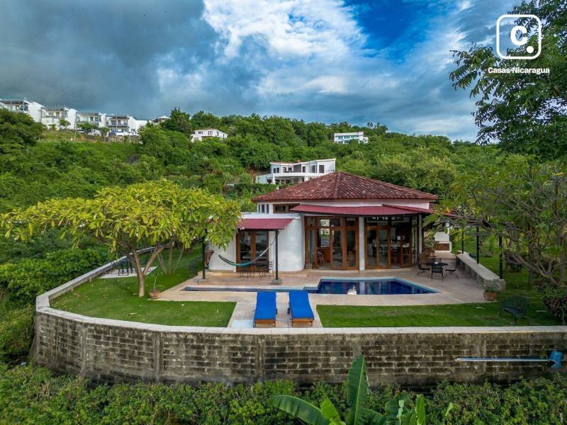 Casa en venta en San Juan del Sur, Rivas – 3 hab, 2,406 m²