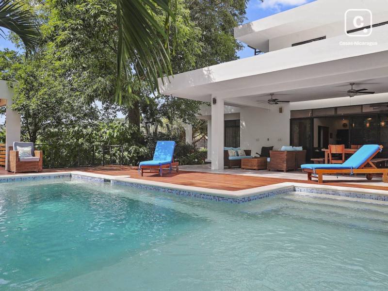 House for sale in San Juan del Sur, Rivas – 3 beds, 2,471 m²