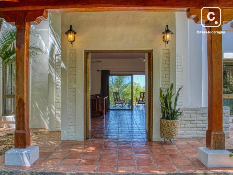 Casa en venta en San Juan del Sur, Rivas – 3 hab, 269 m²
