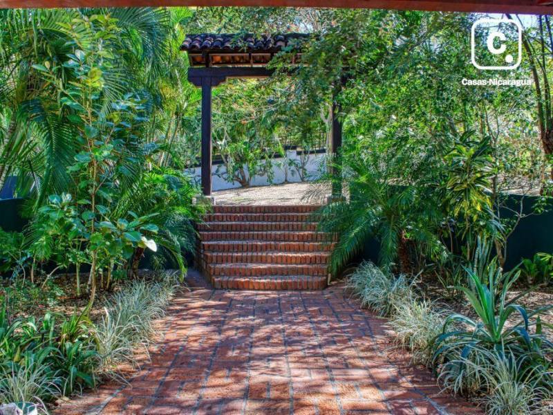 Casa en venta en San Juan del Sur, Rivas – 3 hab, 269 m²