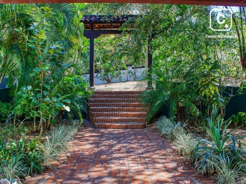 Casa en venta en San Juan del Sur, Rivas – 3 hab, 269 m²