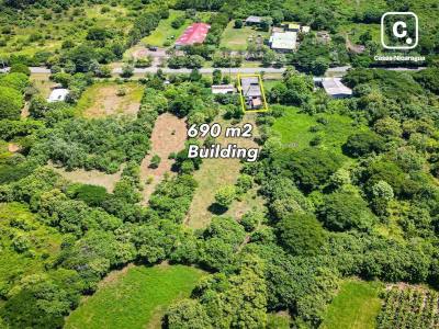 Casa en venta en Rivas – 2 hab, 690 m²