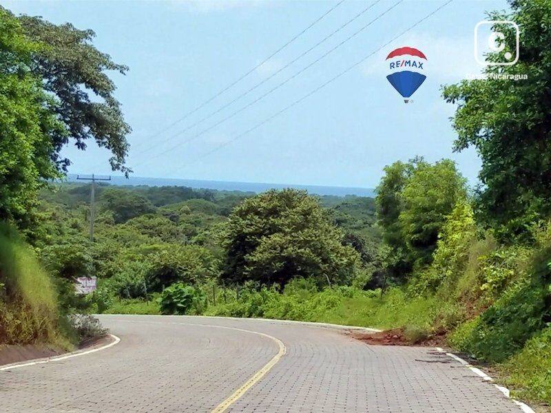Lot for sale in Managua – 2,000 m², US$ 24,000