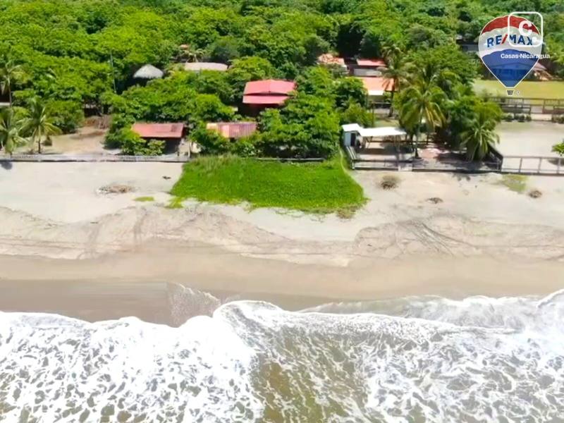Beach house for sale in Villa el Carmen, Managua – 2 beds, 704 m²