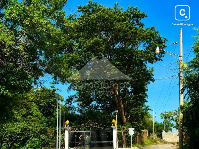 Farm for sale in Bosques de Nejapa, Managua – 14 beds, 7,006 m²