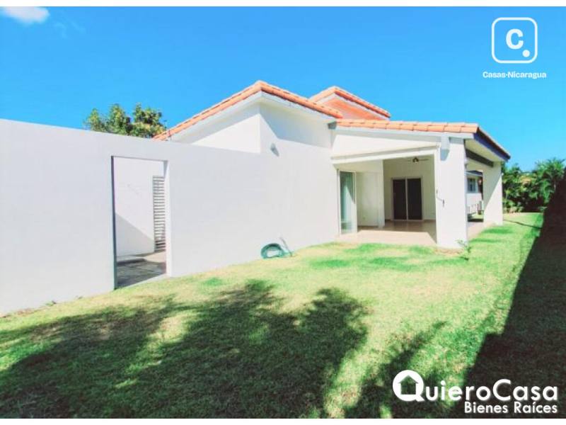 Casa en venta en Santo Domingo, Managua – 3 hab, 235 m²