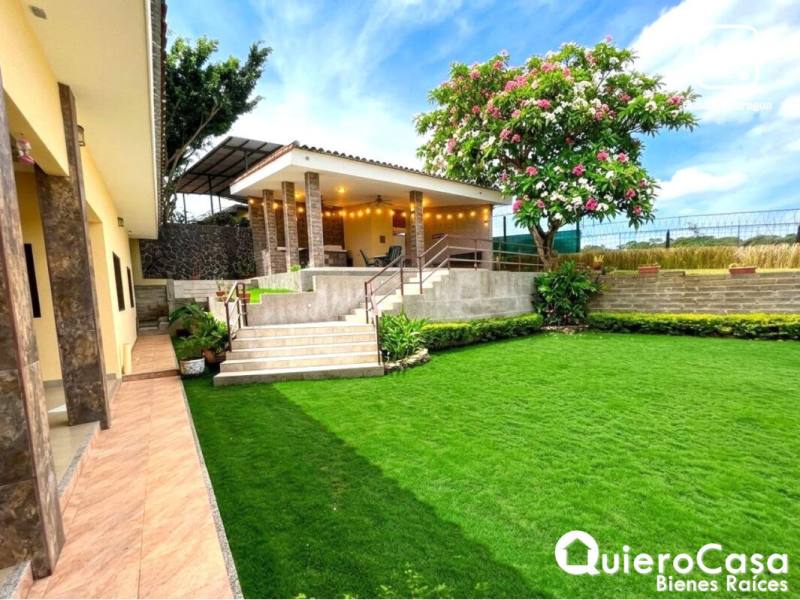 Casa en venta en Villa Fontana, Managua – 3 hab, 500 m²