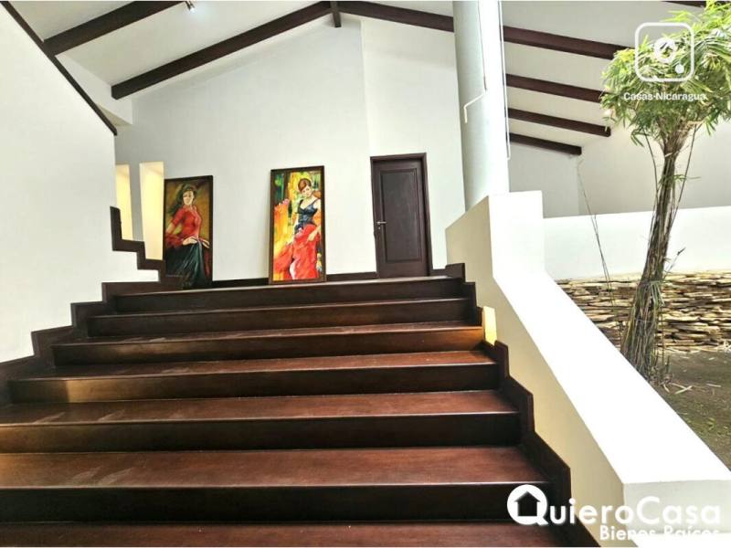 Casa en venta en Villa Fontana, Managua – 4 hab, 740 m²