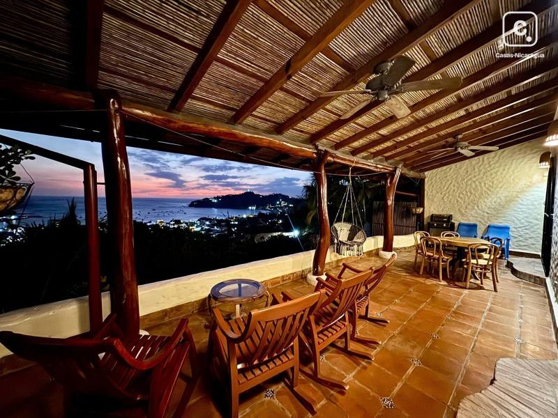 Casa en alquiler en San Juan del Sur, Rivas – 2 hab, 150 m²