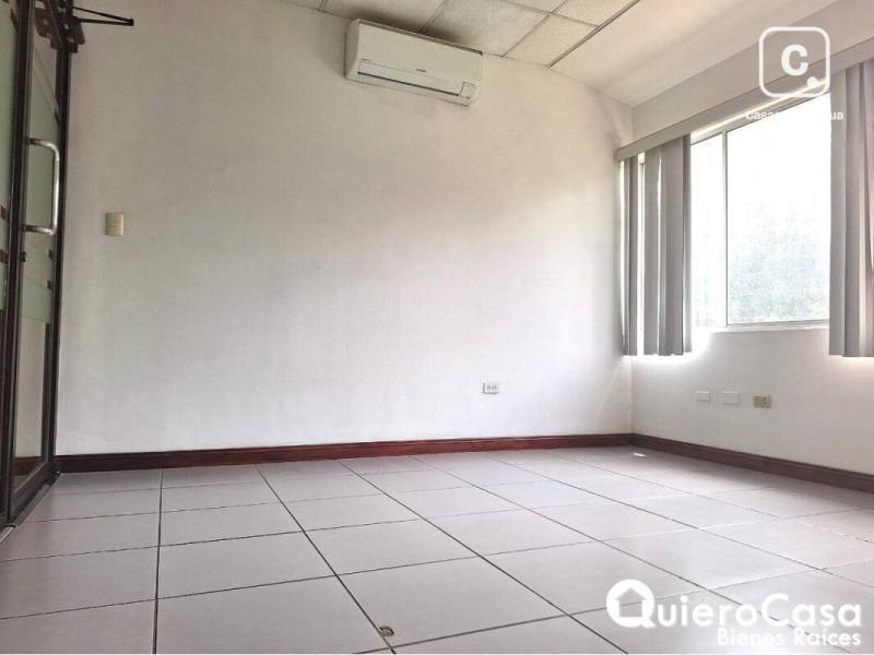 Building for rent in Carretera Masaya, Managua – 14 m²