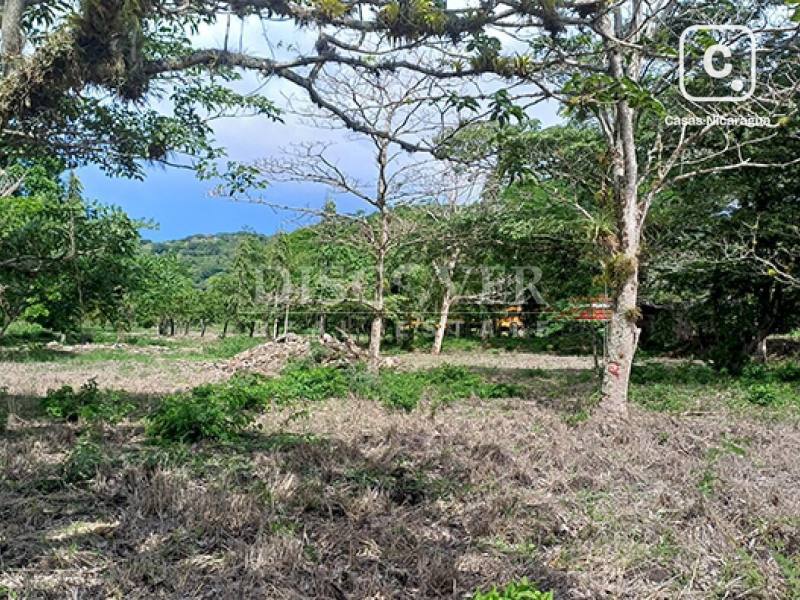 Lot for sale in Boaco – 1,422 m²