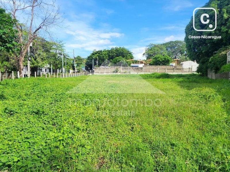 Lot for sale or rent in Planes de Altamira, Managua – 1,859 m²