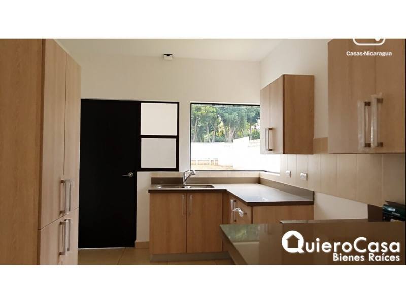 Casa en venta en Carretera Masaya, Managua – 3 hab, 152 m², US$ 159,900