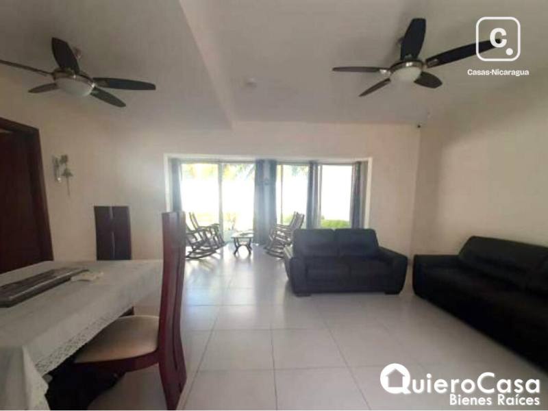 Casa en venta en Santo Domingo, Managua – 3 hab, 217 m²