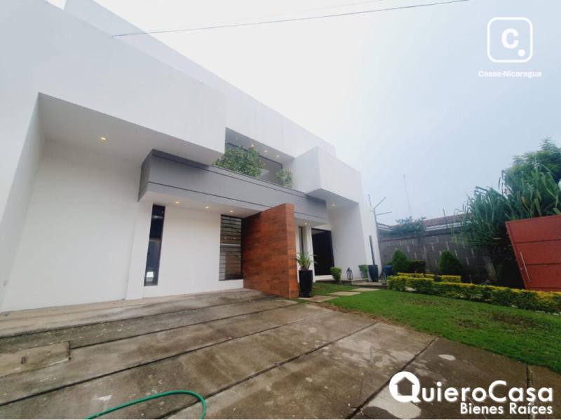 Casa en venta en Santo Domingo, Managua – 4 hab, 375 m²