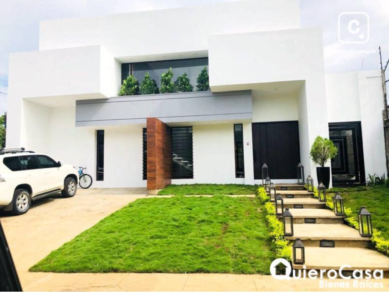 Casa en venta en Santo Domingo, Managua – 4 hab, 375 m²