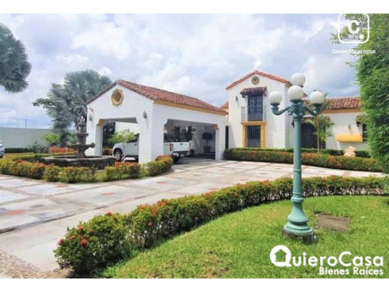 Casa en venta en Las Colinas, Managua – 5 hab, 800 m²