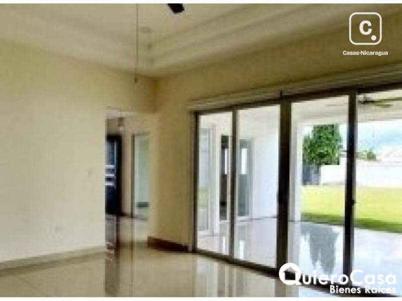 Casa en venta en Managua – 3 hab, 380 m²