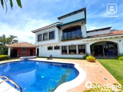 House for rent in Villa Fontana, Managua – 4 beds, 400 m²