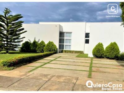 House for sale in Las Colinas, Managua – 3 beds, 261 m²