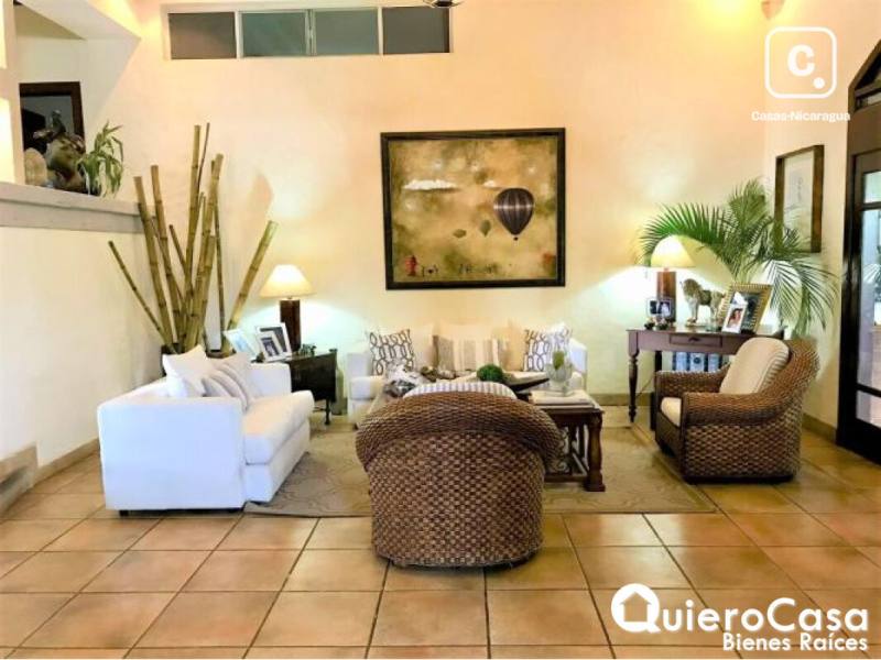 Casa en venta en Santo Domingo, Managua – 4 hab, 900 m²