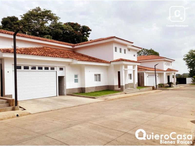 Casa en venta en Santo Domingo, Managua – 4 hab, 432 m², US$ 560,000