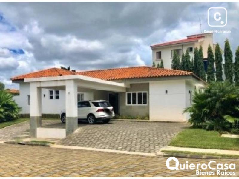 Casa en alquiler en Santo Domingo, Managua – 3 hab, US$ 3,700/mes