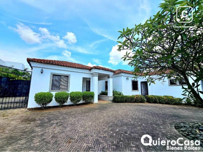Casa en venta en Las Cumbres, Managua – 3 hab, 250 m²