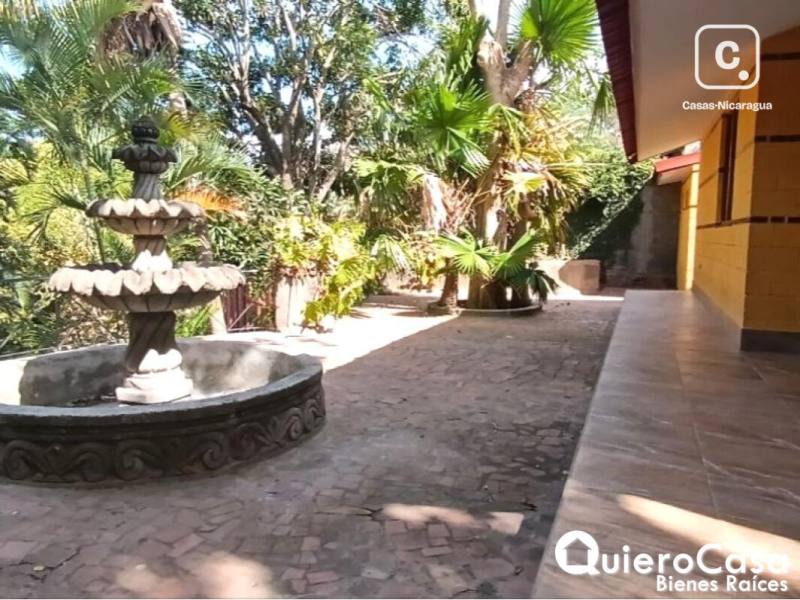 Casa en venta en Villa Fontana Sur, Managua – 4 hab, 220 m²