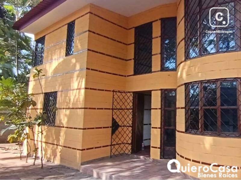 Casa en venta en Villa Fontana Sur, Managua – 4 hab, 220 m²