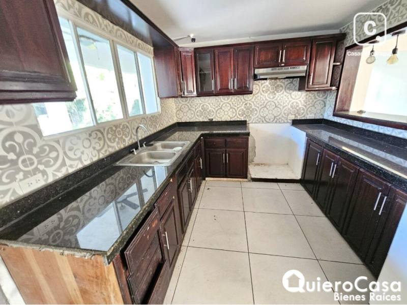 Casa en venta en Carretera Sur, Managua – 3 hab, 220 m²